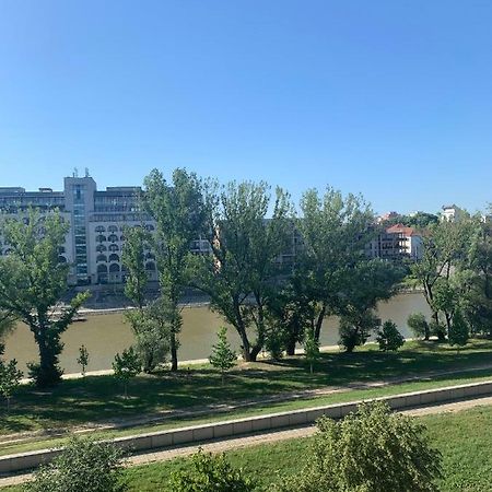 Appartement Gem In Gyor - Free Parking Extérieur photo